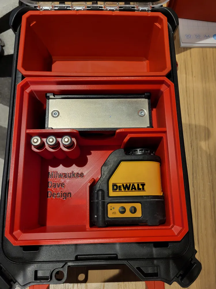 DeWalt Battery Laser Insert for Milwaukee PACKOUT 3 DeWalt Battery Laser Insert for Milwaukee PACKOUT - Image 3