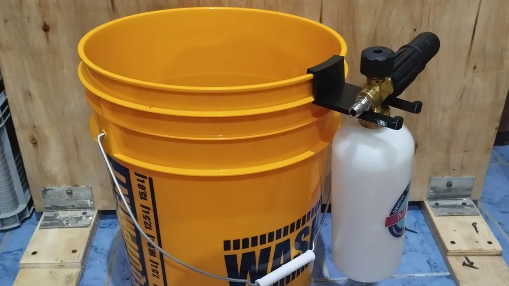 Work Stuff Bucket Foam Cannon Holder 3 Work Stuff Bucket Foam Cannon Holder - Image 3