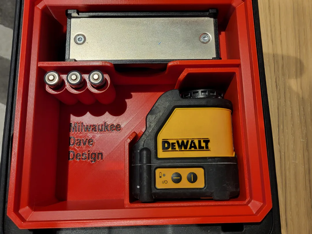 DeWalt Battery Laser Insert for Milwaukee PACKOUT 2 DeWalt Battery Laser Insert for Milwaukee PACKOUT - Image 2