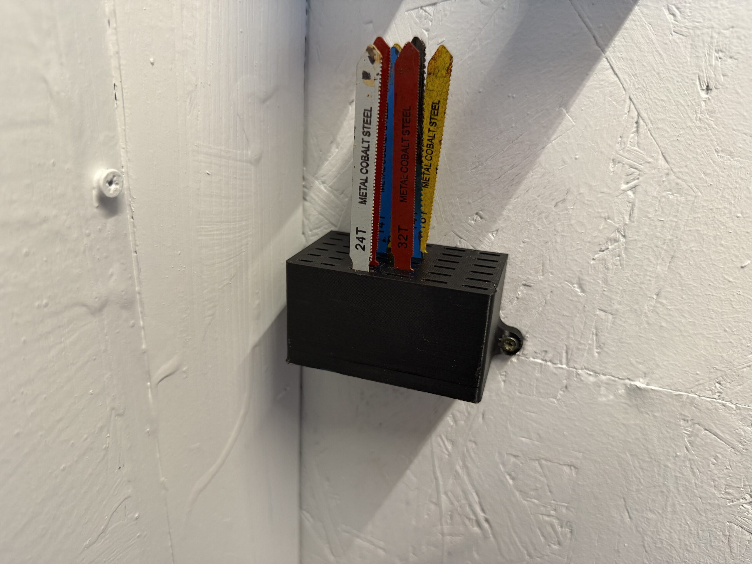 Jigsaw Blade Wall Holder – 36 Slots 2 Jigsaw Blade Wall Holder – 36 Slots – product view