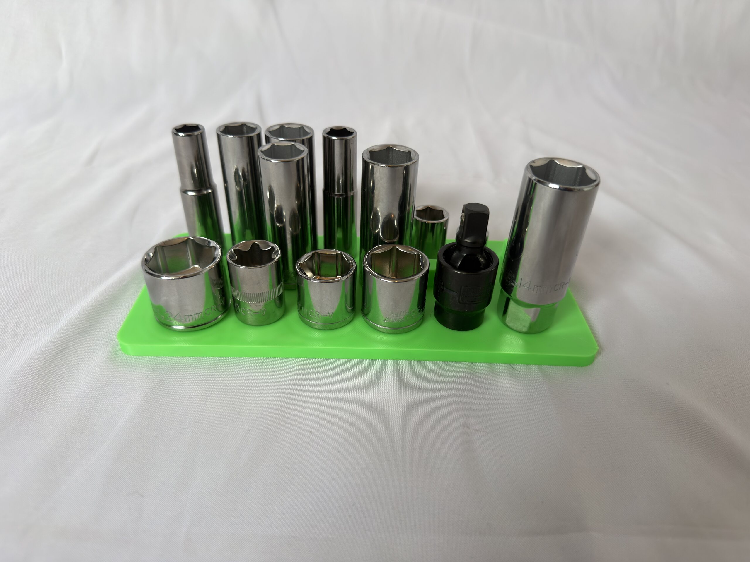 22-Socket 3/8-Inch Drive Portable Magnetic Socket Tray 5 22-Socket 3/8-Inch Drive Portable Magnetic Socket Tray - Image 5