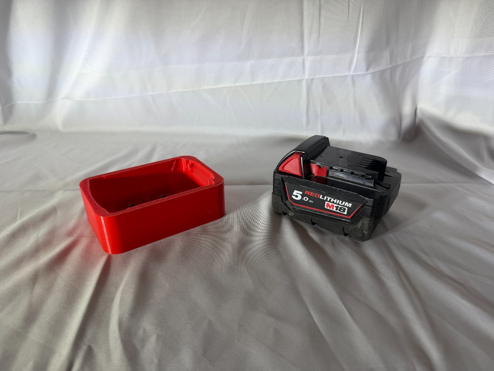 Magnetic Rubber M18 Battery holder | Toolbox Organiser 5 Magnetic Rubber M18 Battery holder | Toolbox Organiser - Image 5