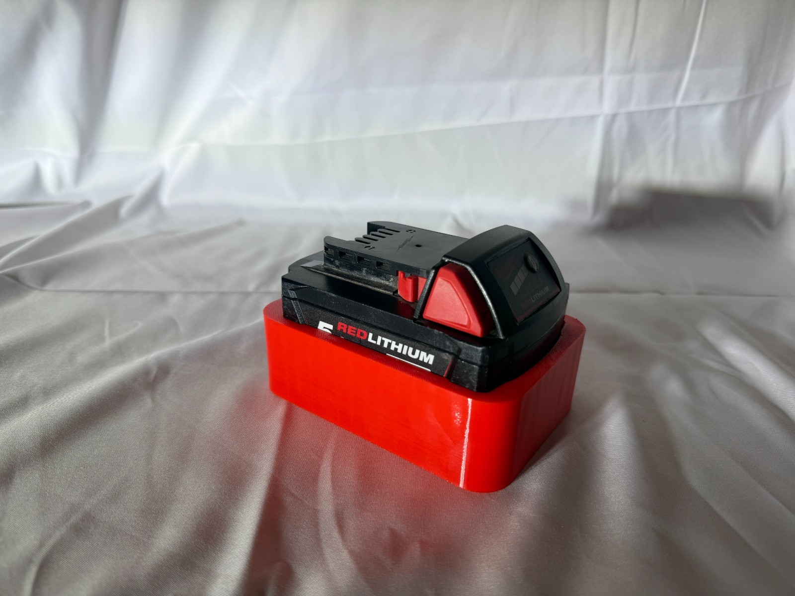 Magnetic Rubber M18 Battery holder | Toolbox Organiser 7 Magnetic Rubber M18 Battery holder | Toolbox Organiser - Image 7