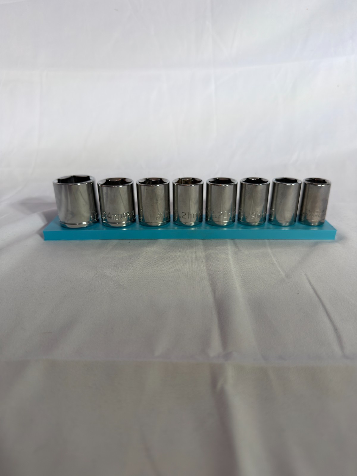 1/2 Halfords Advanced Magnetic Shallow Socket Holder | Holds 8 2 1/2 Halfords Advanced Magnetic Shallow Socket Holder | Holds 8 - Image 2