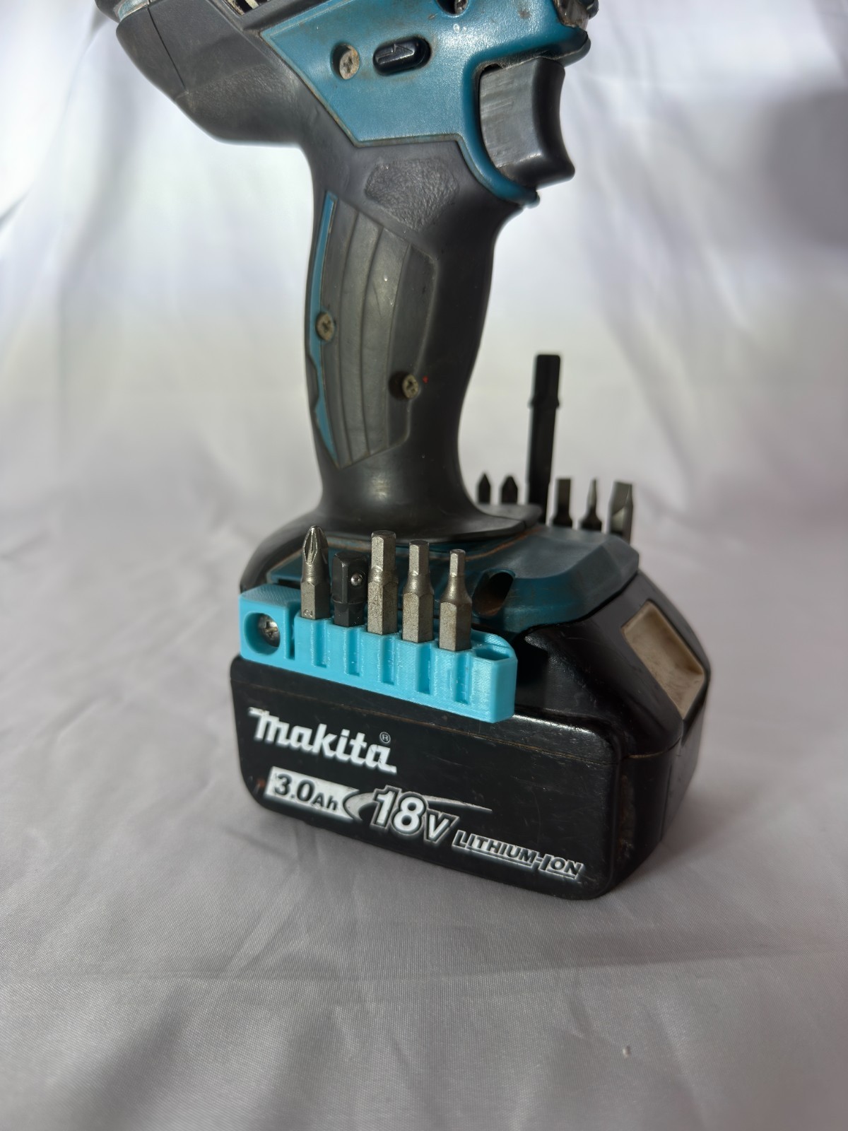 Makita tool Bit Holder | Fits Multiple Models | Multiple Colours | Bit Organiser 3 Makita tool Bit Holder | Fits Multiple Models | Multiple Colours | Bit Organiser - Image 3