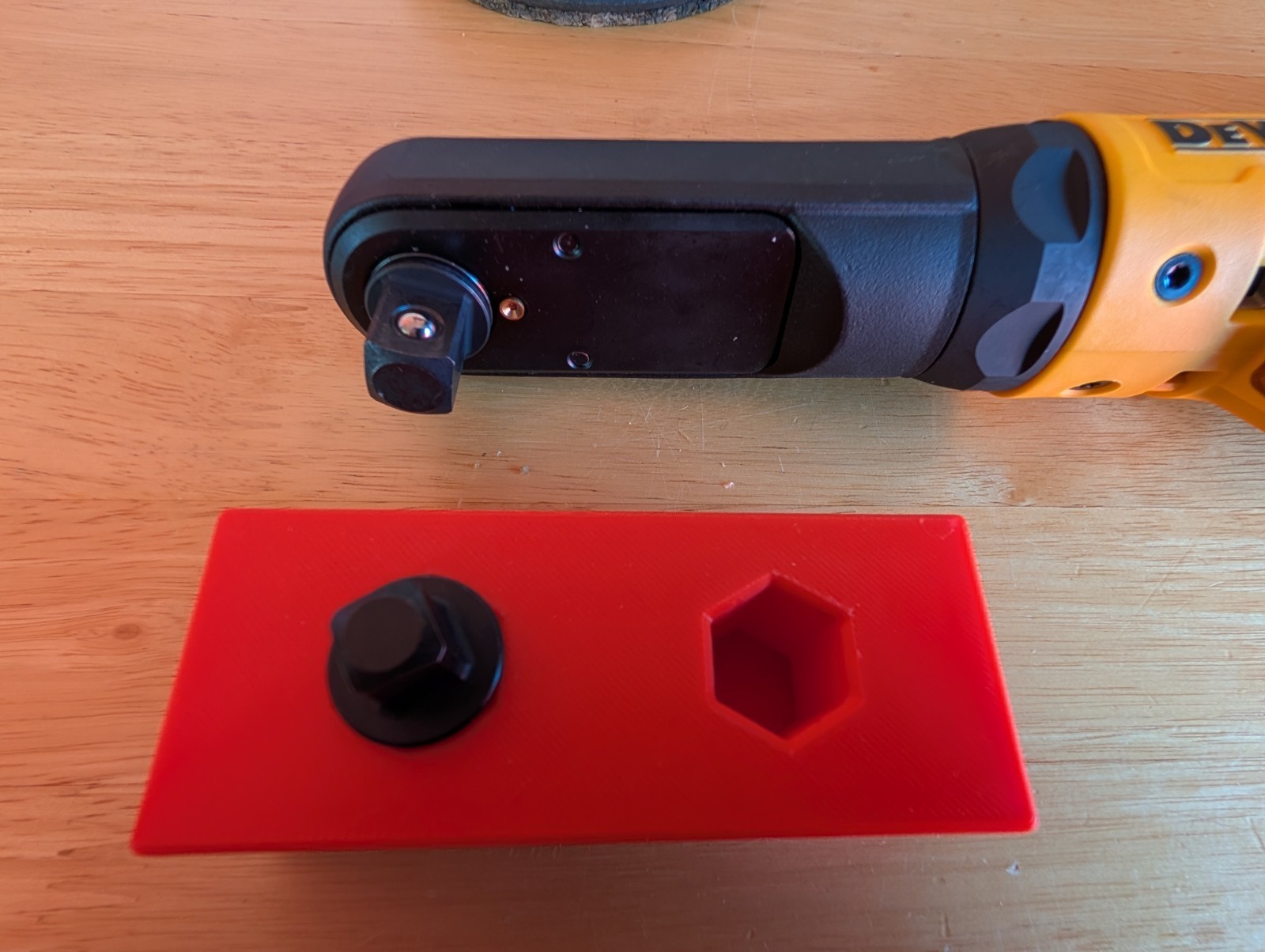 DeWalt DCF510 Anvil Holder | Magnetic Base 4 DeWalt DCF510 Anvil Holder | Magnetic Base - Image 4
