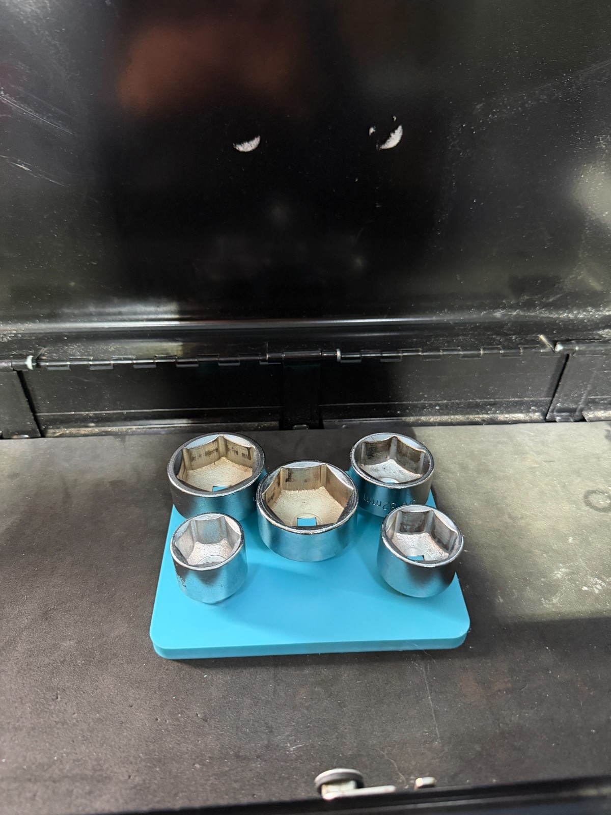 Magnetic 3/8 Oil Filter Socket Organiser | Drawer Organiser 2 Magnetic 3/8 Oil Filter Socket Organiser | Drawer Organiser - Image 2